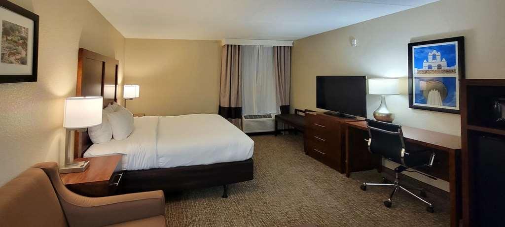 Spark By Hilton San Antonio Airport Номер фото
