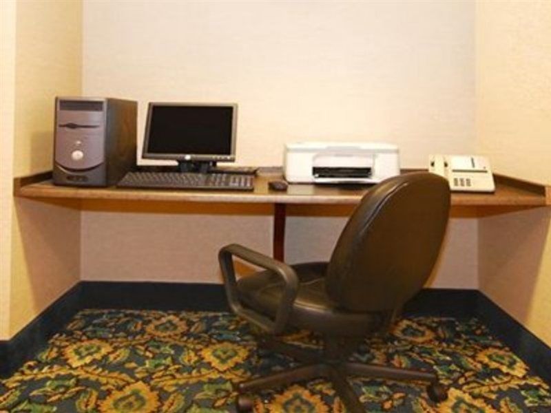 Spark By Hilton San Antonio Airport Экстерьер фото